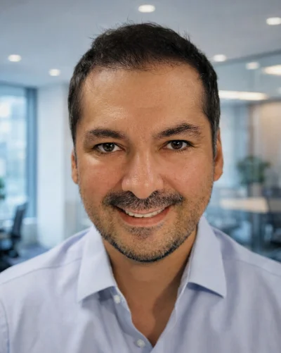 Ricardo — Estrategia y Marketing en PLAI